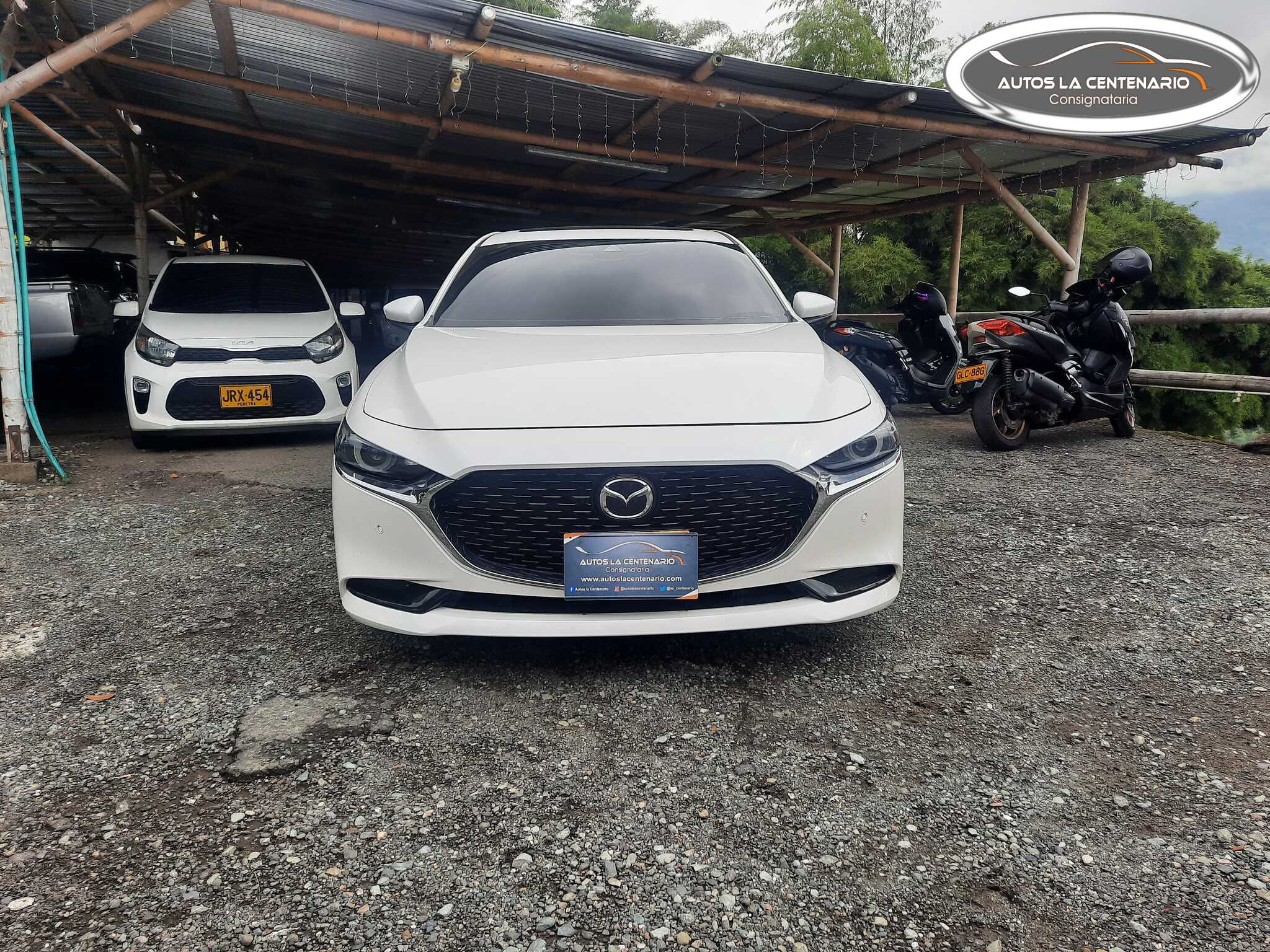 Mazda-3 GRAND TOURING HIBRIDO 2.0