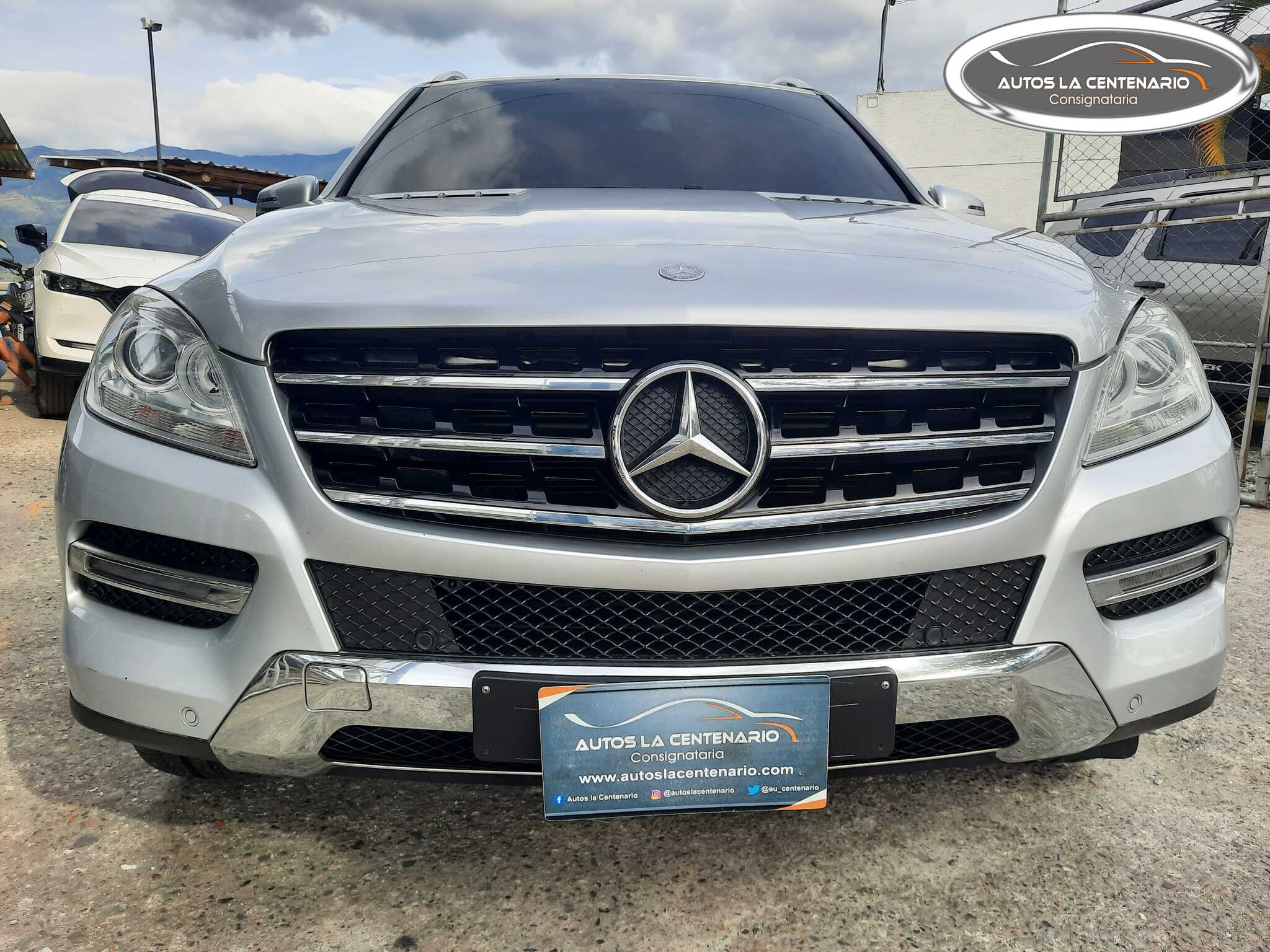 Mercedes-benz-Ml 350 4 matic at 4x4