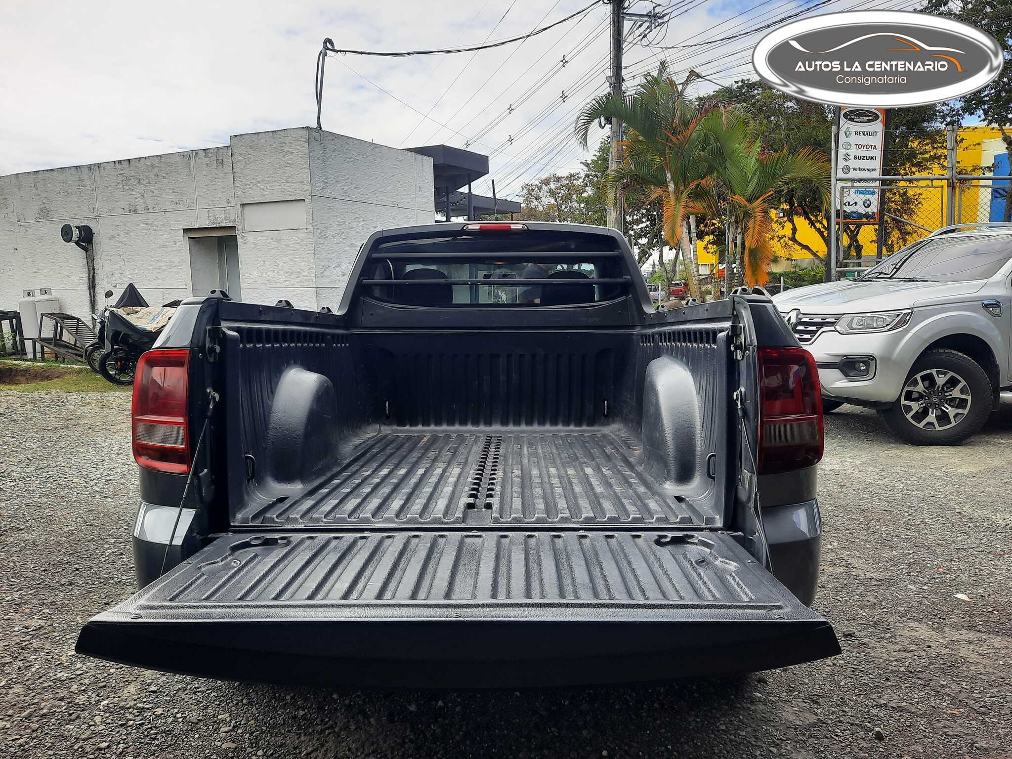 Volkswagen-SAVEIRO MT