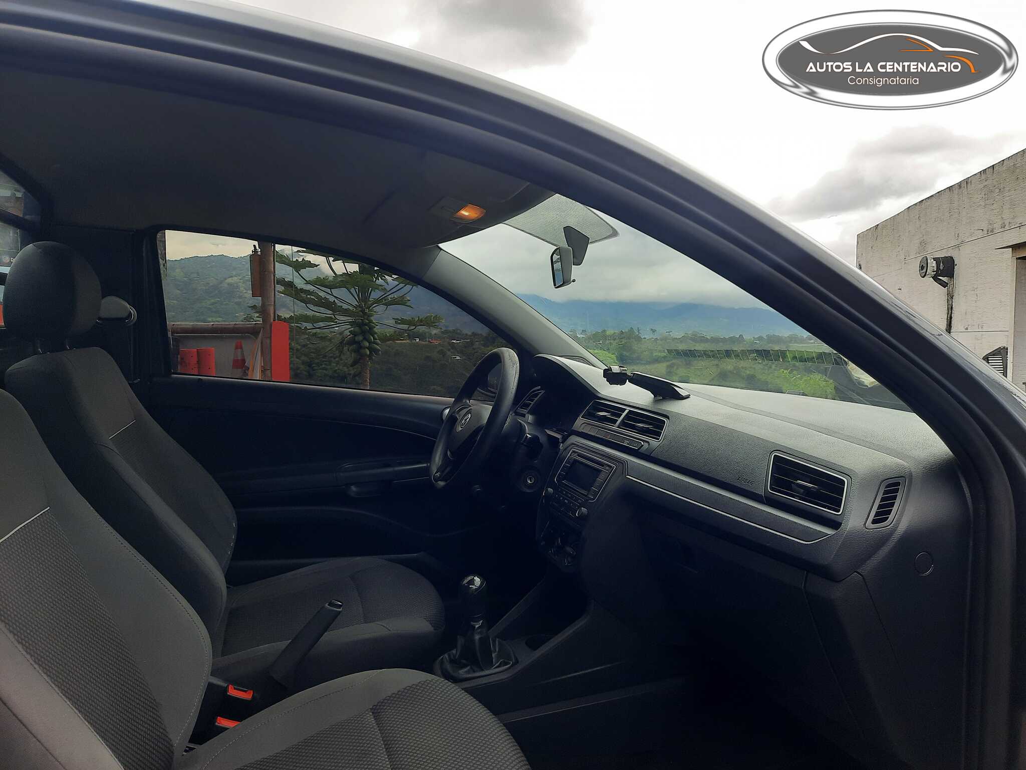 Volkswagen-SAVEIRO MT