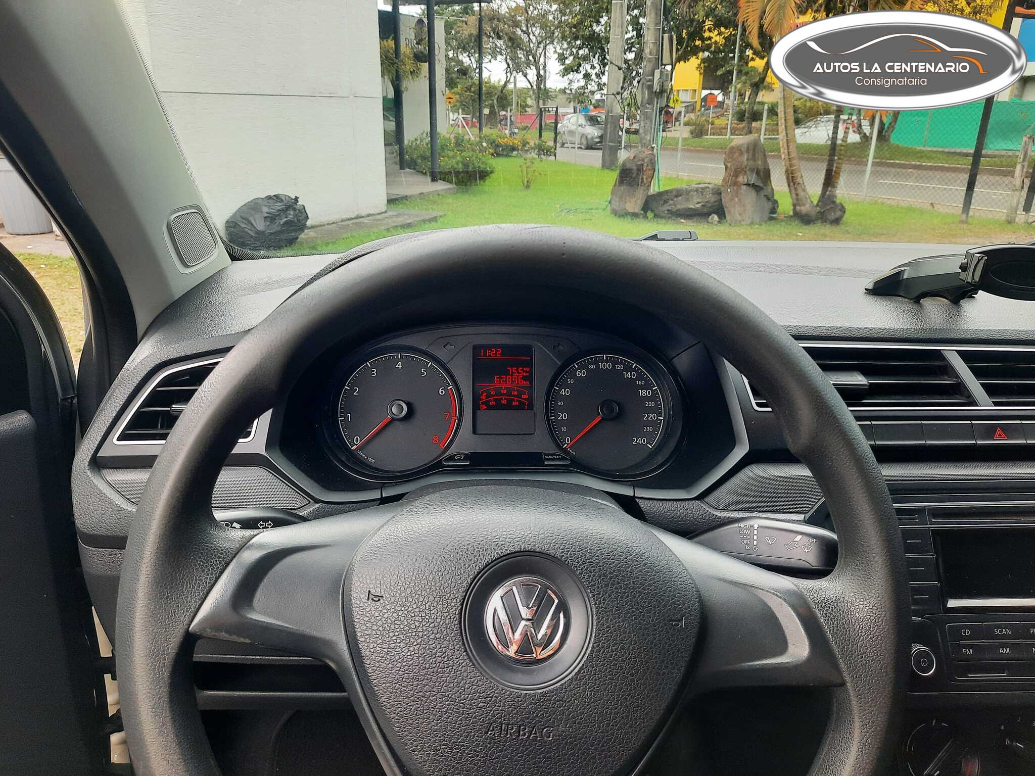 Volkswagen-SAVEIRO MT
